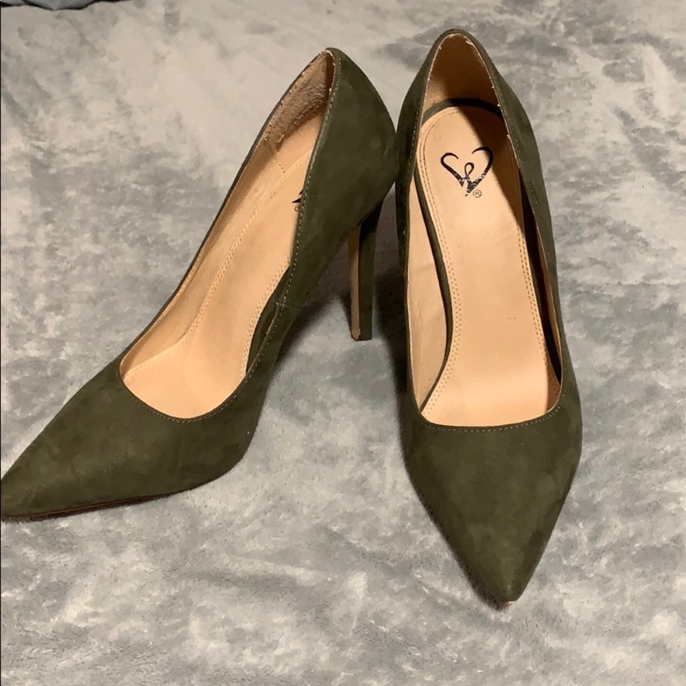 Windsor Heels